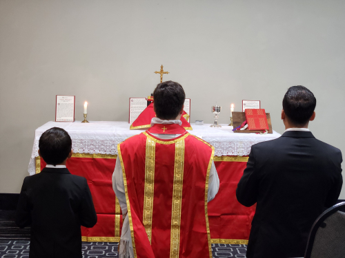 Traditional Latin Mass